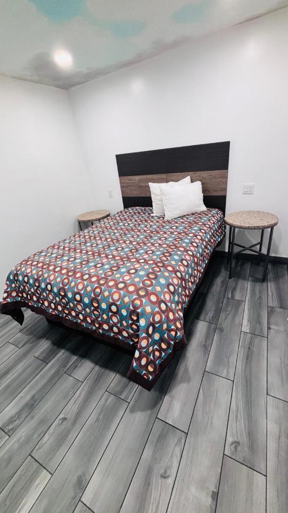 Superior Queen Room interior